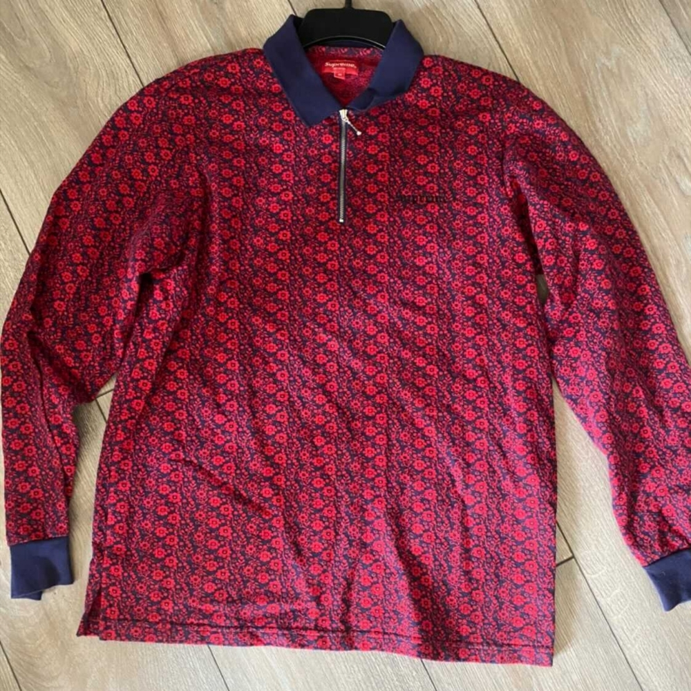 🚩🚩🚩 SOLD 🚩🚩🚩Supreme Sweatshirt